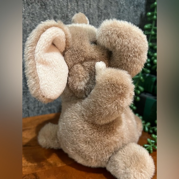 Vintage GUND Stuffed Animal Plush Toy 1989 Brown Elephant 6” NWOT - Picture 5 of 7